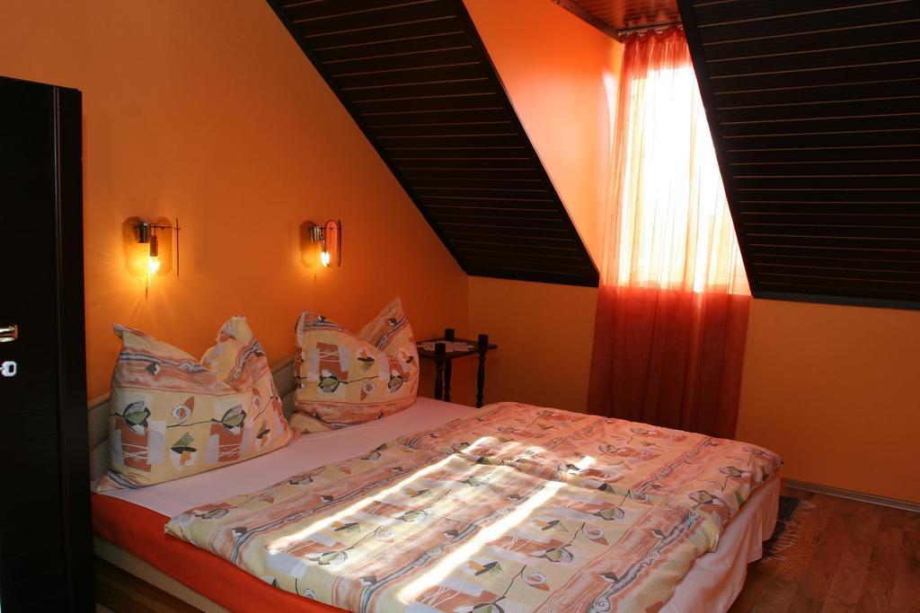 Edina Apartman Zalakaros Rom bilde